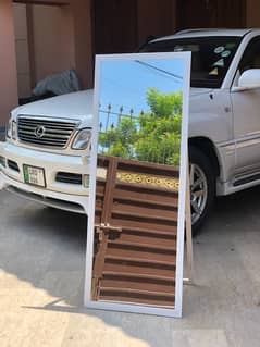 Standing and Wall hanging mirrors