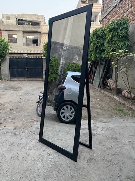 Standing and Wall hanging mirrors 5