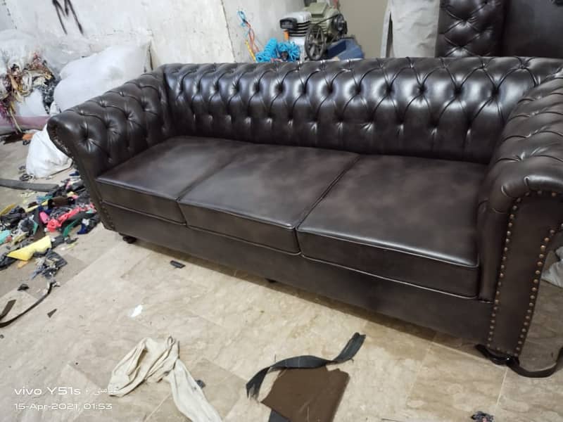 Sofa repair kapra change repairing furniture polish karte hain 0