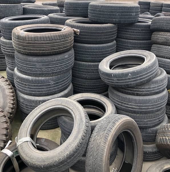 DEALS IN ALL KINDS OF USED TYRES 0