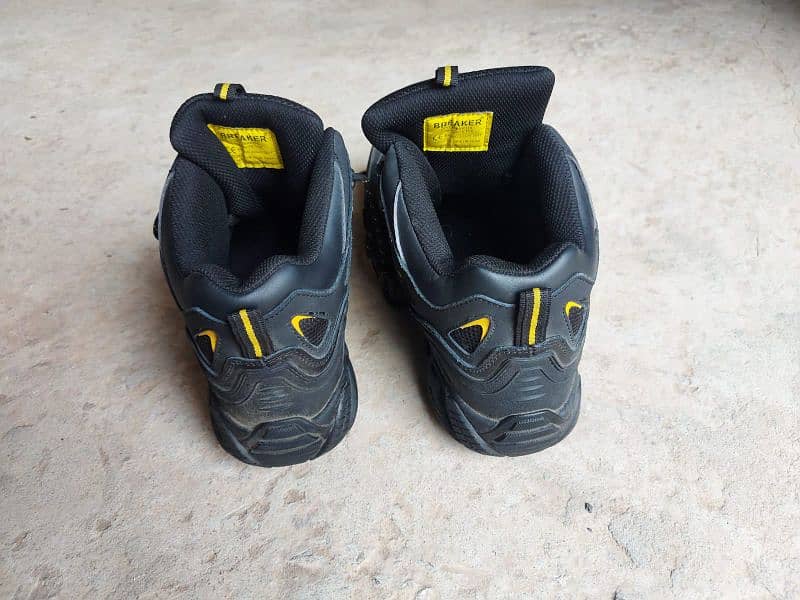 Safety Shoes ( Imported ) - Footwear - 1056063714