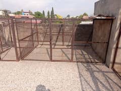 (cage) solid cage   in very good condition price can get less