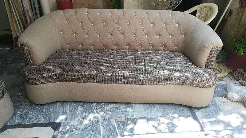 5 seater sofa 0