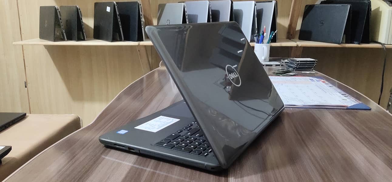 Dell Inspiron 5567 i5 7th Generation (Limited Stock) - Glossy look 1