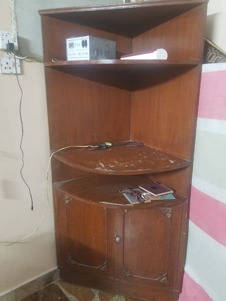 side corner 3