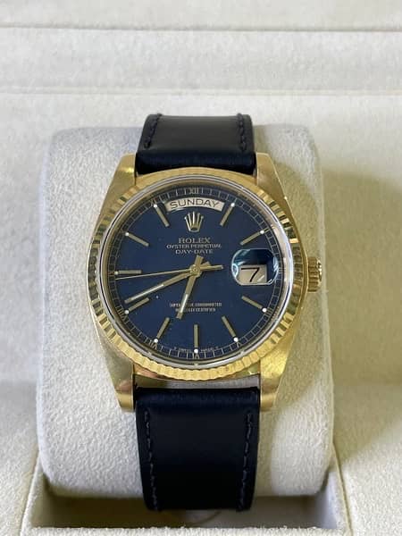 WE BUY Luxurious Watches Rolex Omega Cartier Gold Watches We Deal 9