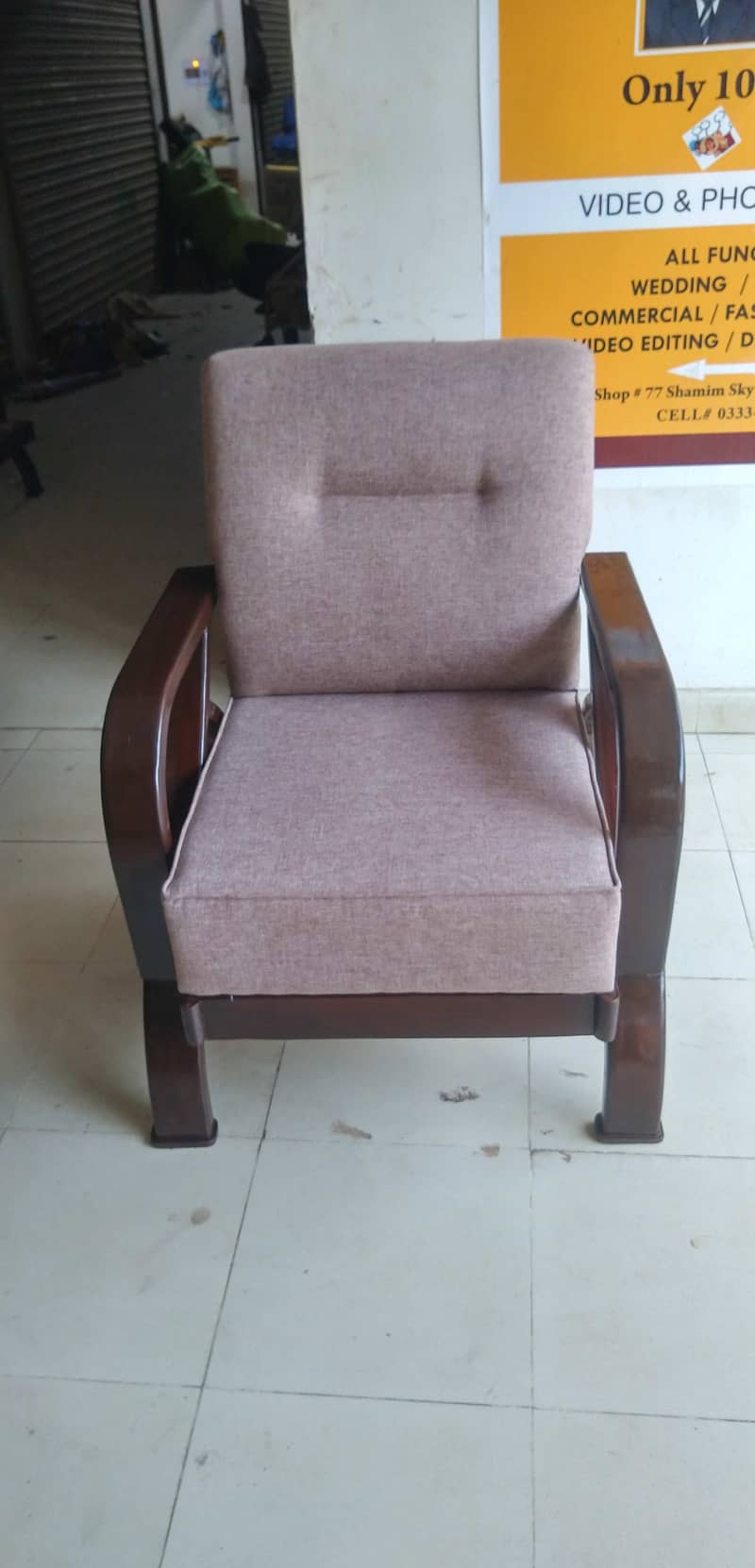 Sofa repair kapra change repairing furniture polish karte hain 0