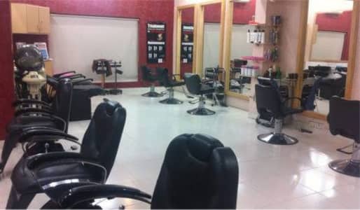 FEMALE STAFF REQUIRED FOR SALONS AND SPA