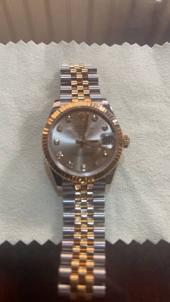 WE BUYING Vintage Used New Rolex omega Cartier PP Chopard Gold Diamond 3