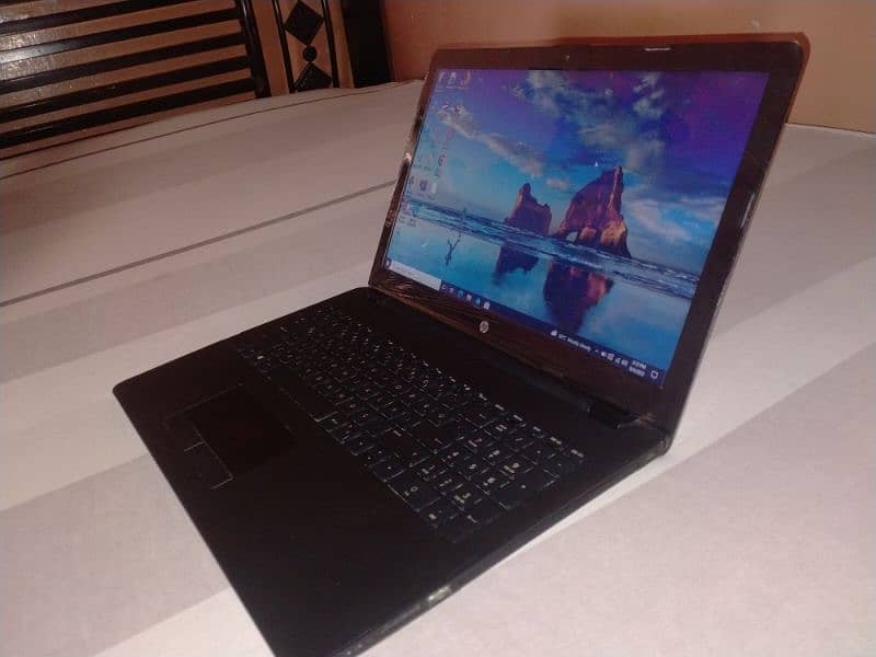 HP laptop core i3 5th generation 4gb ram 500 hard drive with 80 GB SSD 2