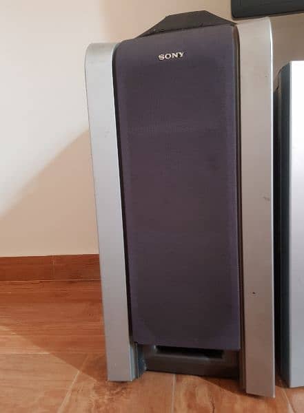 Sony Home Theater 1