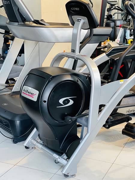CYBEX arc trainer 630A slightly used USA import 11