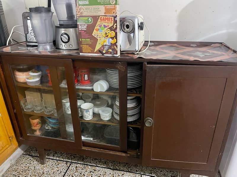 Crockery on sale cupboard olx