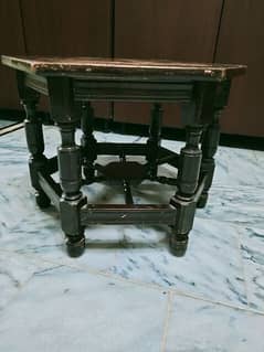 Wooden table/ small tea table/coffee table