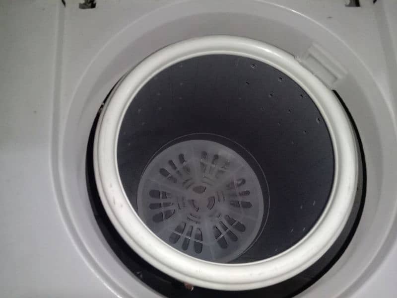 ToYo Washing Machine 6