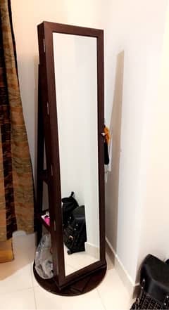 Full Length Mirrors in Pakistan, Free classifieds in Pakistan | OLX.com.pk