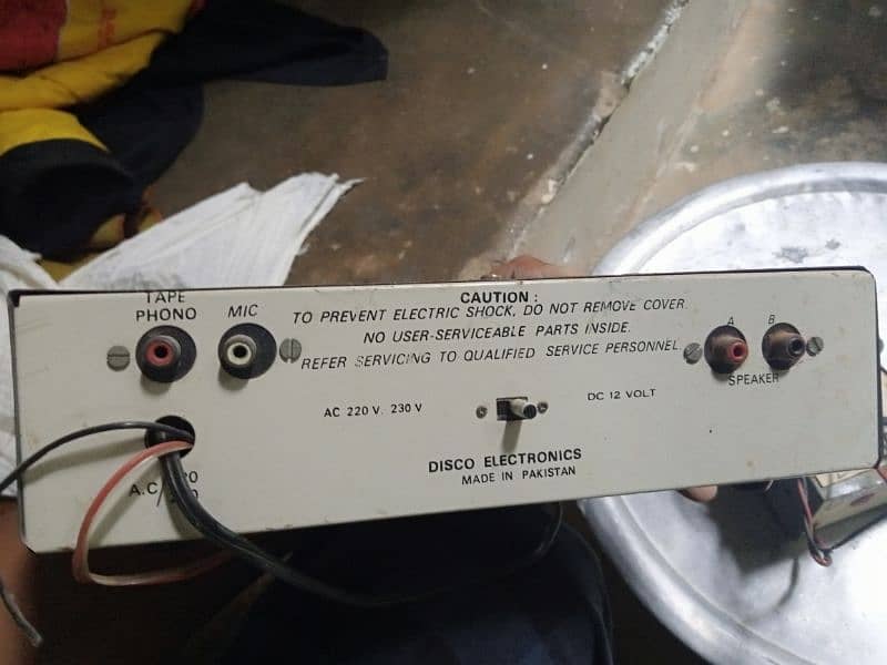Amplifier Ac/Dc voltage 1