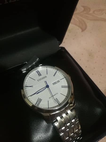 unused citizen Mechanical  watch. 1