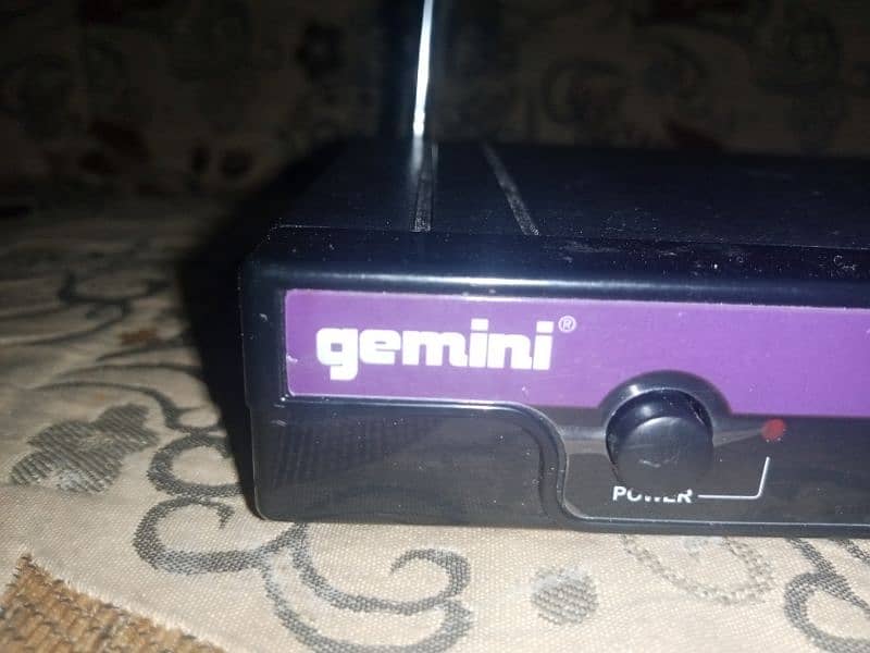 DELIVERY POSSIBLE۔ GIMINI VHF DUAL MIC RECEIVER
 DUAL ANTENNA 1