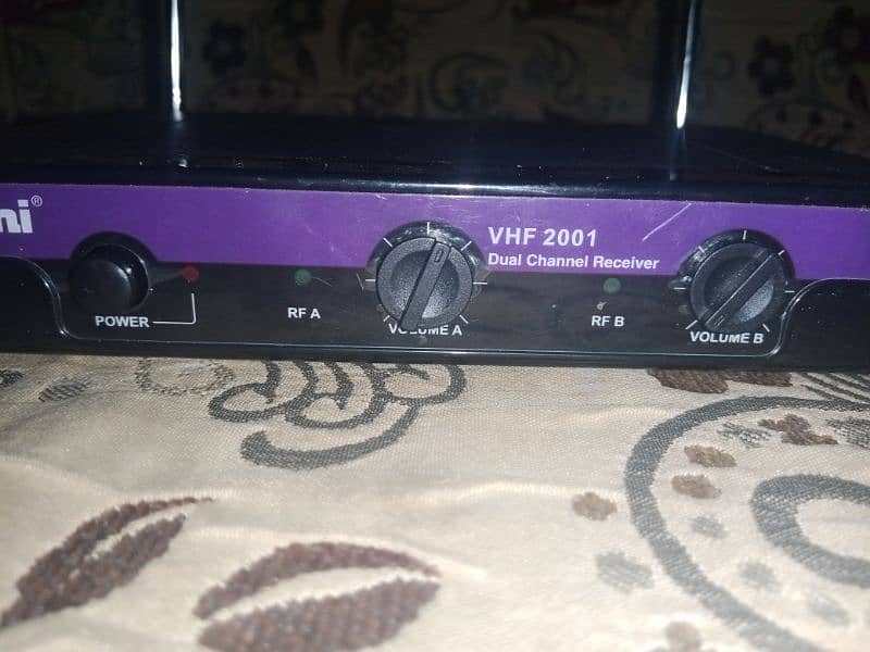 DELIVERY POSSIBLE۔ GIMINI VHF DUAL MIC RECEIVER
 DUAL ANTENNA 3