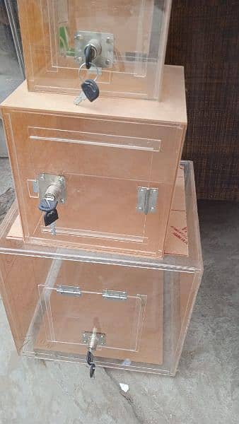Acrylic donation Boxes ( Price depends on quantity) 03021466006 8
