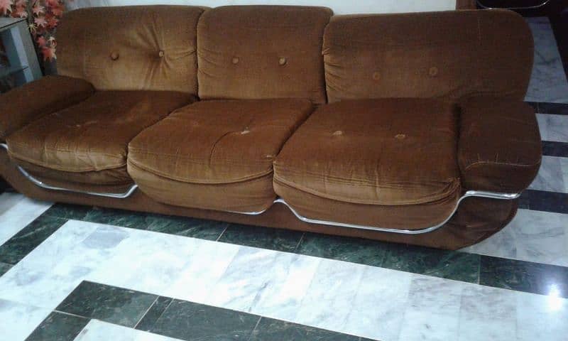 velvet sofa set for sell 1