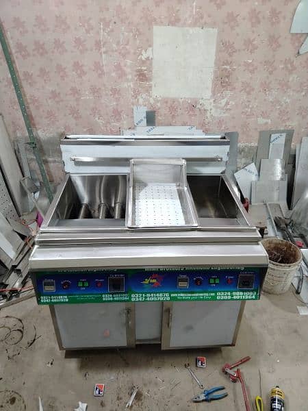 Deep Fryer Double Tank With Chipdam 9