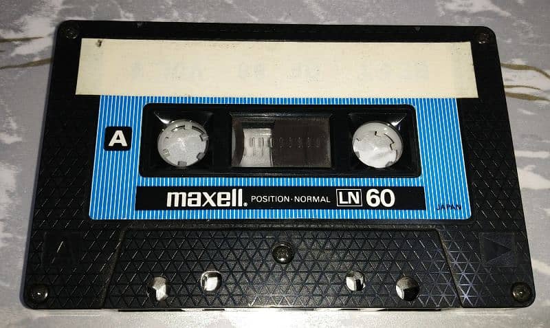 audio cassettes 8