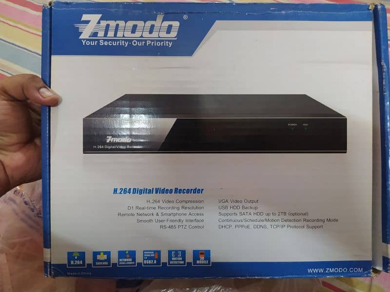 Digital Video Recorder (DVR 4 cameras Port) with one camera 0