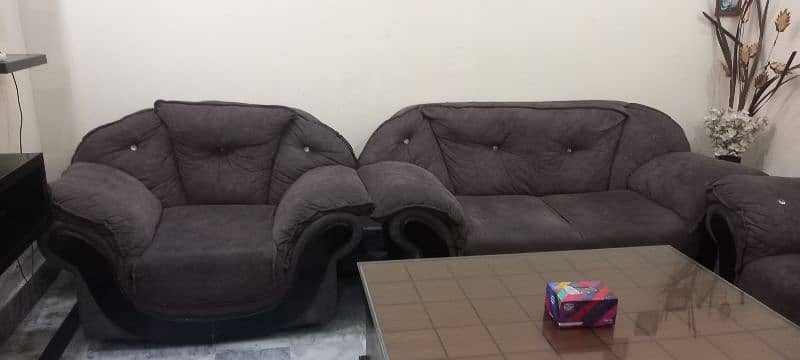 6 seater big size sofa with leather velvet poshish 2