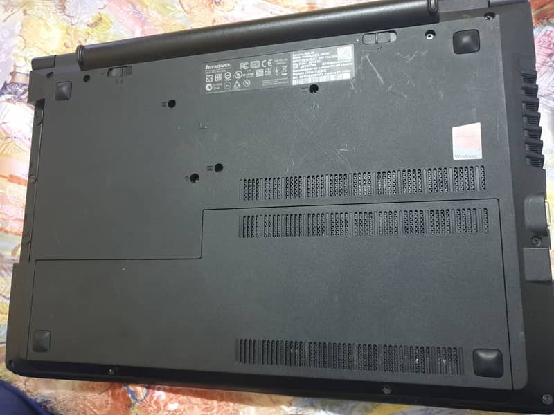 Lenovo B50-80 (80EW03D9GE) Laptop (Core i3 5th Gen/8 GB/500 GB) 7