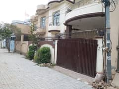 . st 2 prime villas , near gulash e mehr,