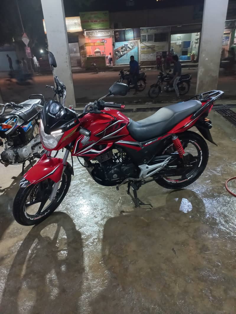 Honda CB 150f 4