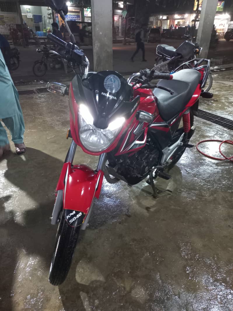 Honda CB 150f 6