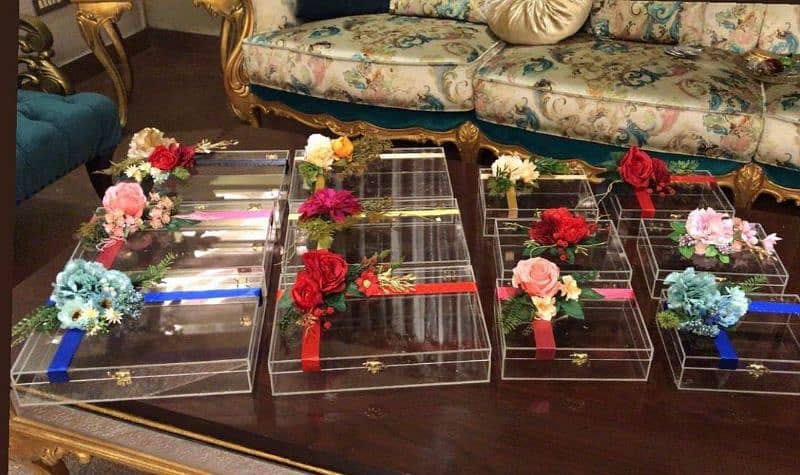 Wide Range of Acrylic Gift Boxes ( 03021466006) whatsapp 7