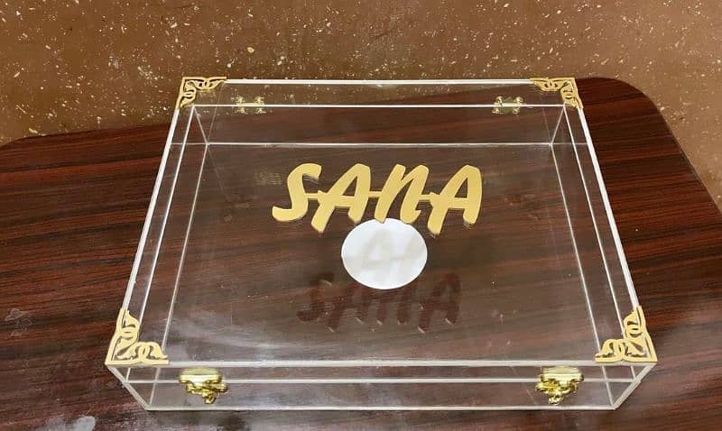 Wide Range of Acrylic Gift Boxes ( 03021466006) whatsapp 2