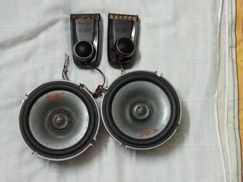 Components speakers for amplifier and woofer sound system 3
