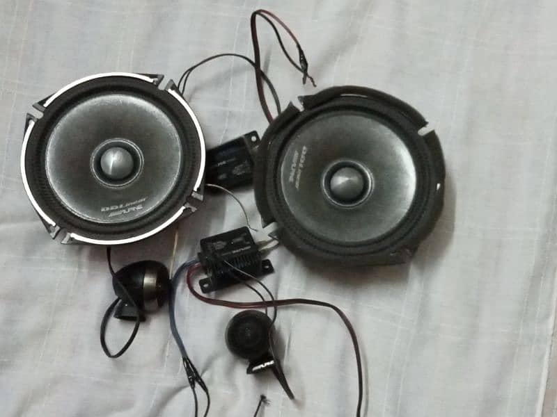 Components speakers for amplifier and woofer sound system 10
