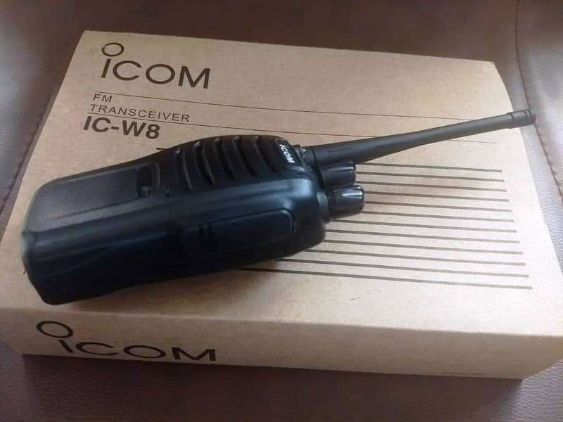 icom Wireless iC-W8 Walkie talkie Professional UHF two way radio Japan 0