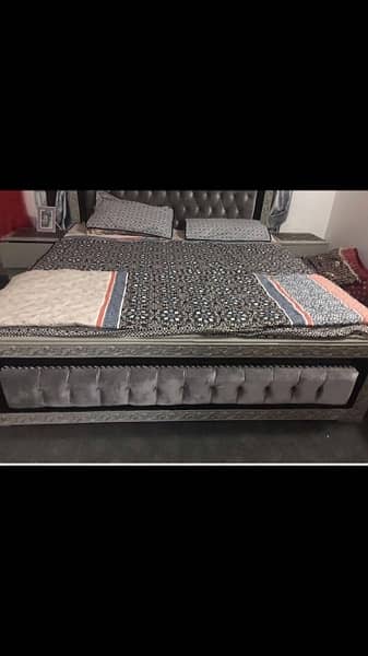 new designer bed with 2 side table 2