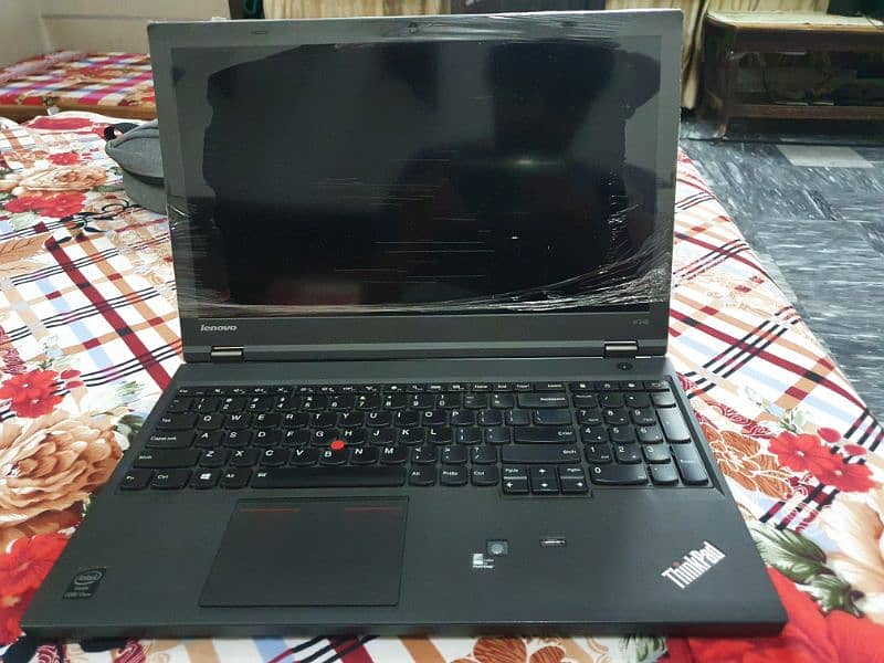 Lenovo thinkpad workstation w540 0