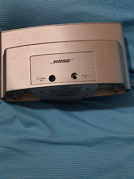 Bose Sound dock 2 in good sound 3