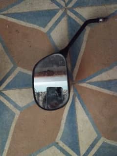 Yamah bike left mirror. 1 mirror only and indicator . not a pair