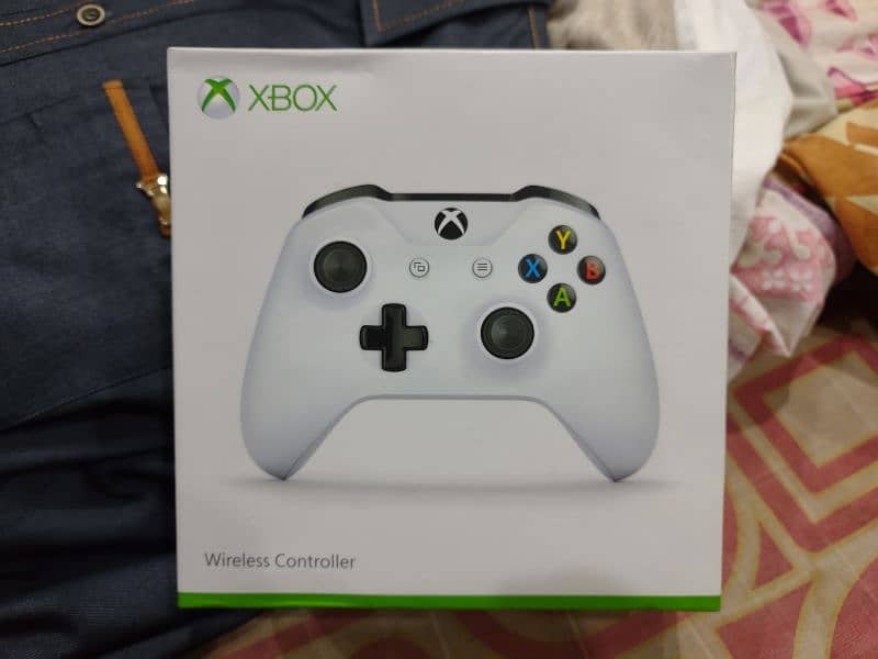 Xbox One S Controller (Original/Open Box) 0