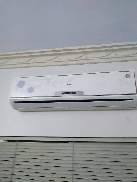 Haier non inverter AC 0