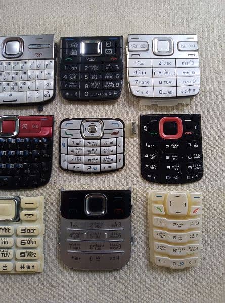 Nokia C2,C3,E52,E63,N70,3100,5320, keypads and casings 8