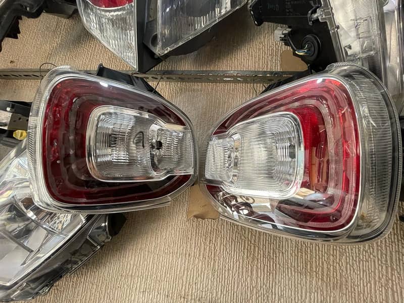 TOYOTA PASSO MODA 2018 BACK LIGHTS 1