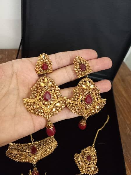 Artificial jewellery set for sale 2