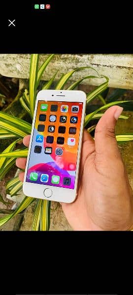 i phone 7  128gb all pak cash on delevry 2