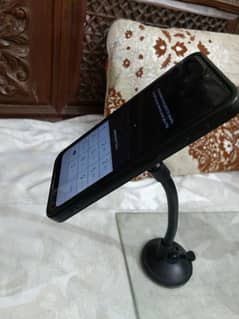 Magnetic Mobile Stand. O3244833221